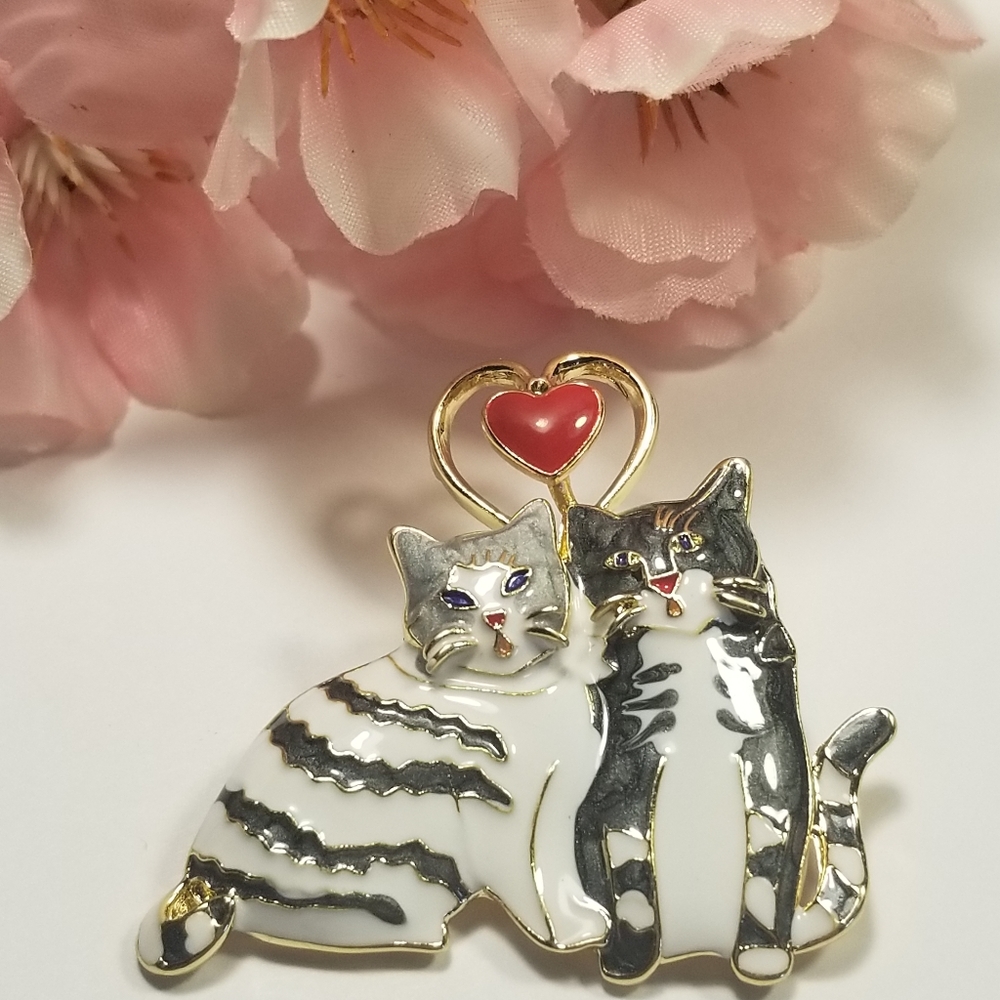 Beautiful Betsey Johnson Cat Brooch - Picture 5 of 8